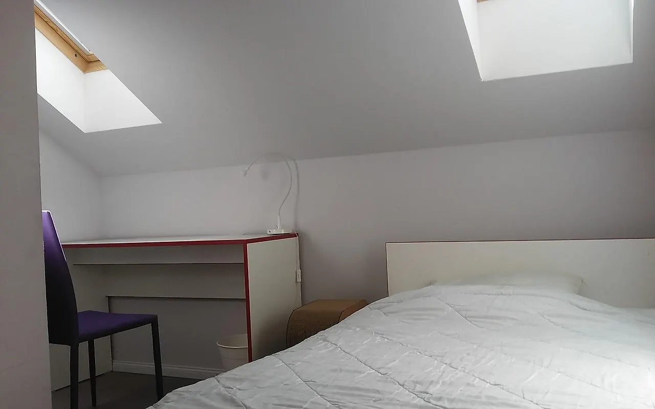 Marylin Monroe Private Rooms Prague Hostel